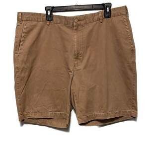 Peter Millar Men's Crown Comfort Flat Front Chino Golf Shorts Size 40 Tan